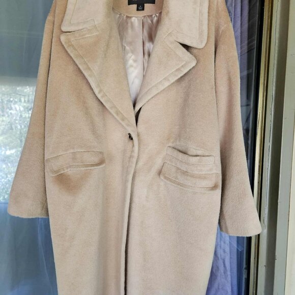 Badgley Mischka coat. Buttery soft wool blend with 1 button closure. SZ XL - Picture 1 of 4